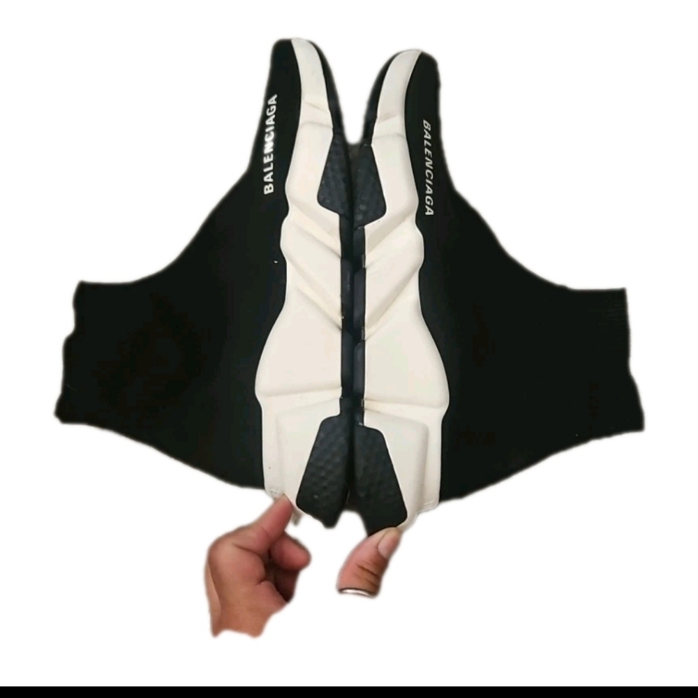 Balenciaga Womens Black And White Speed 2.0 Knit Sock Trainer Designer Sneaker 6 - Picture 8 of 14